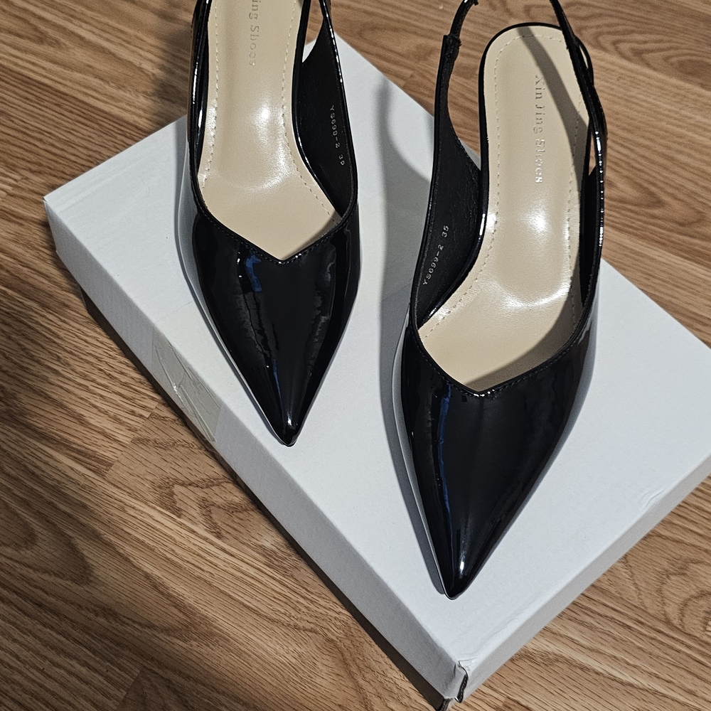 Element Shine Black Patent Slingback Heels